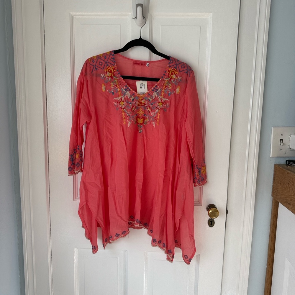 JOHNNY WAS Rosetta Tunic Top Bohemian Embroidery Pink Large. Asymmetrical